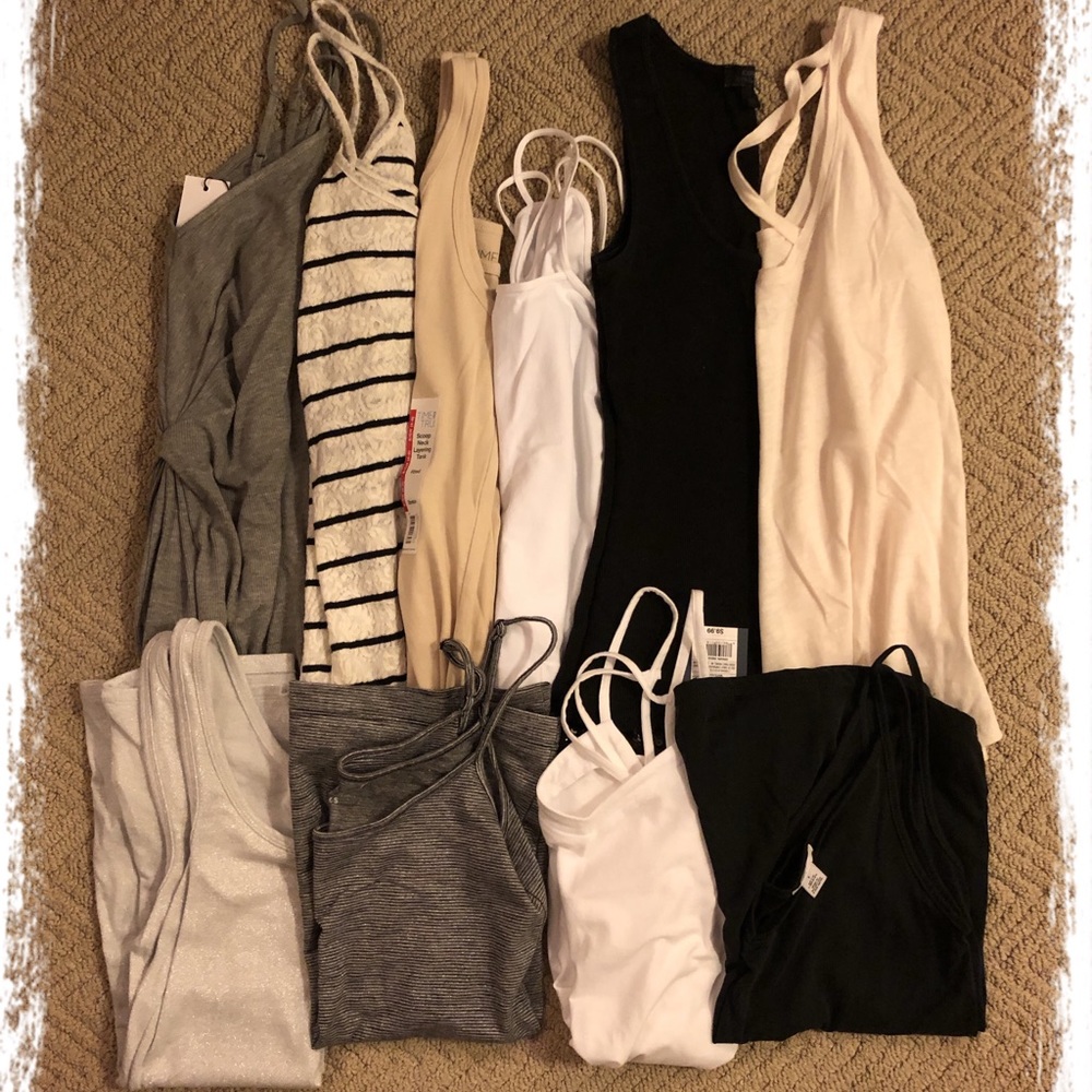 Lots of 10 tank tops